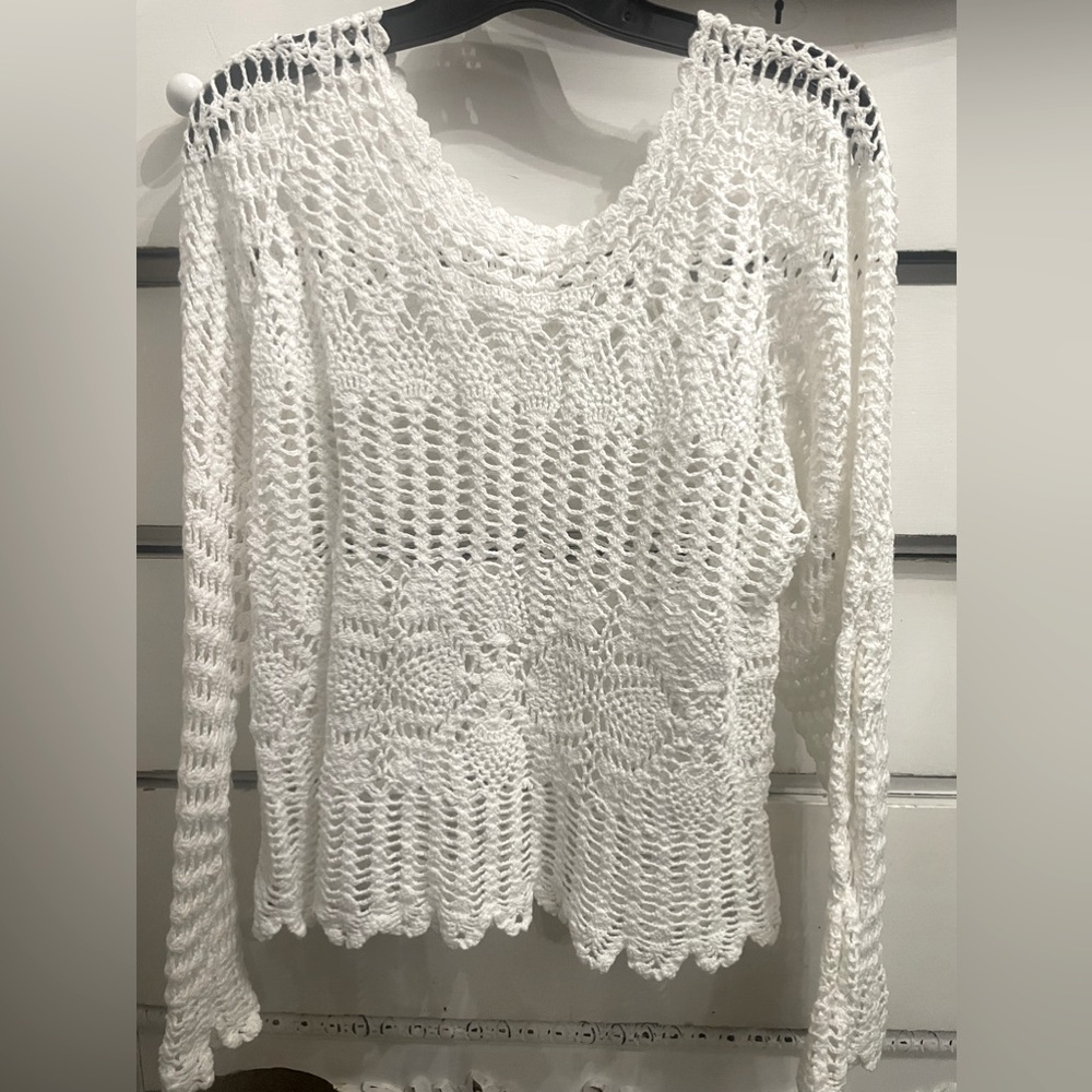 Lovely Crochet Sweater! 🤍🤍🤍